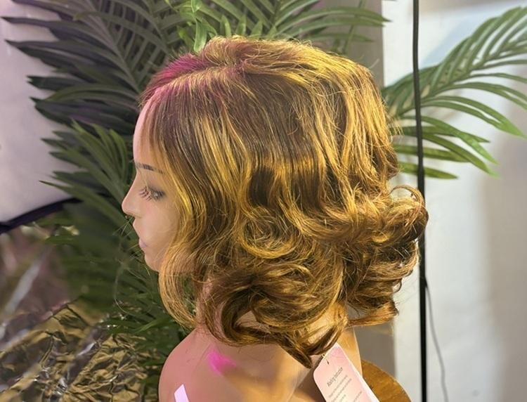 Bounce Piano Wig