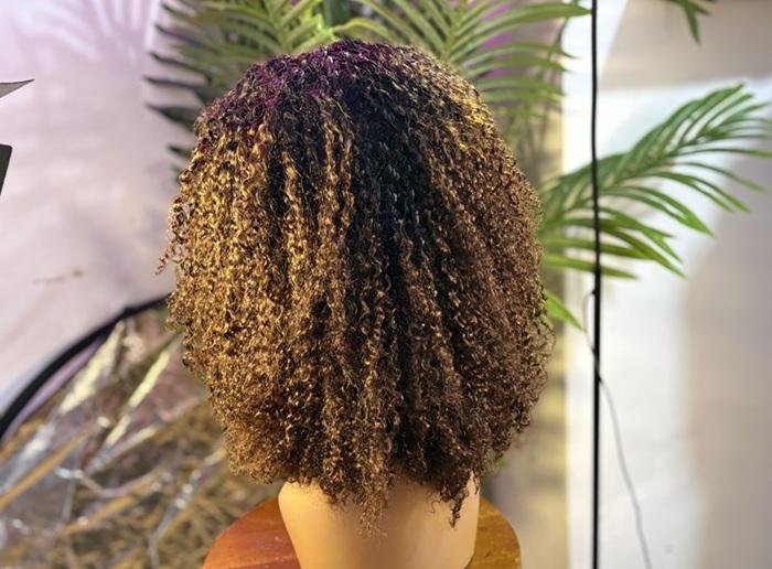 Band Pissie Wig