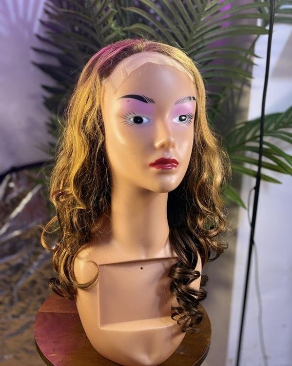 Bounce Piano Wig